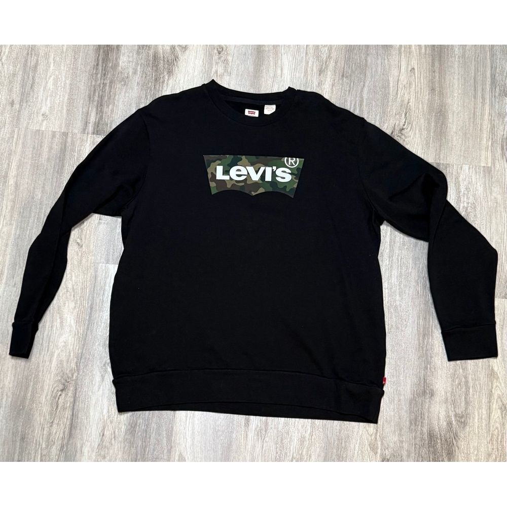 Classic Levi's Camo pullover sweater XL crewneck